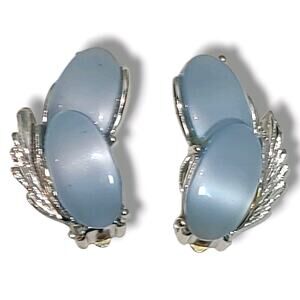 Vintage‎ Blue Moon Glow Lucite Silver Tone Clip-on Earrings
